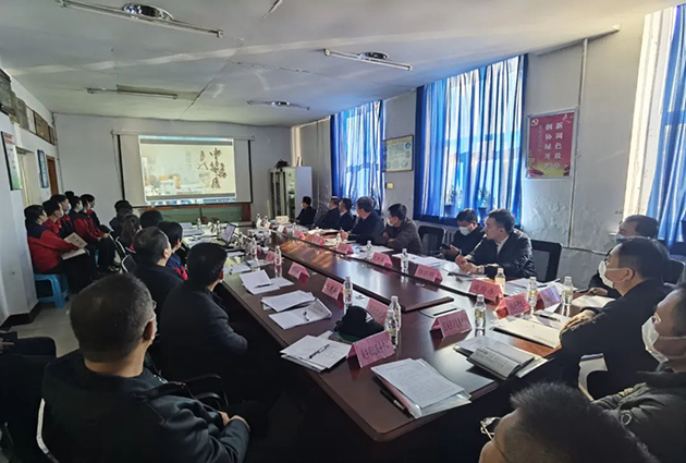 孙东深入球友会体育_球友会(中国)制药有限责任公司主持召开现场